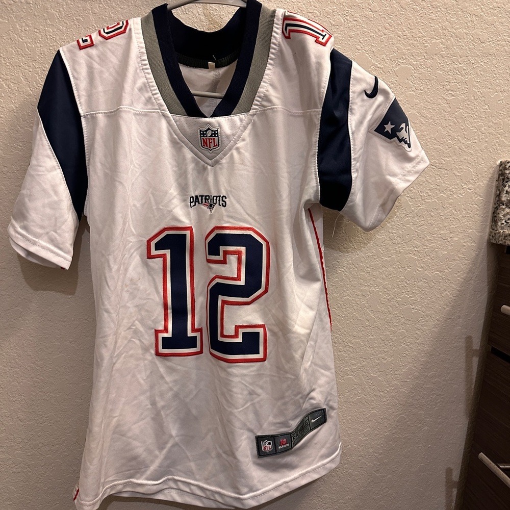 Tom Brady Official Jersey New England Patriots 12 - Youth XL Extra Large NFL